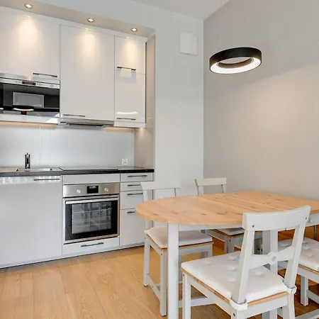 Holiday Apartment Near The Sea - Free Private Parking Danzica Esterno foto